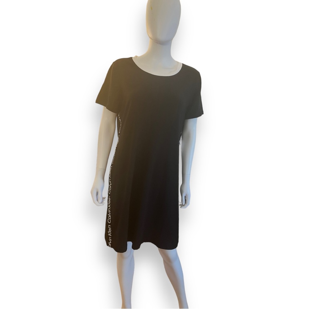 Calvin Klein T-Shirt Dress